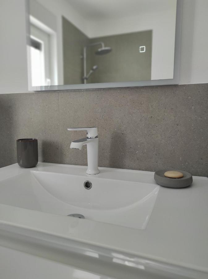Apartmani Voljana Đảo Korčula Ngoại thất bức ảnh